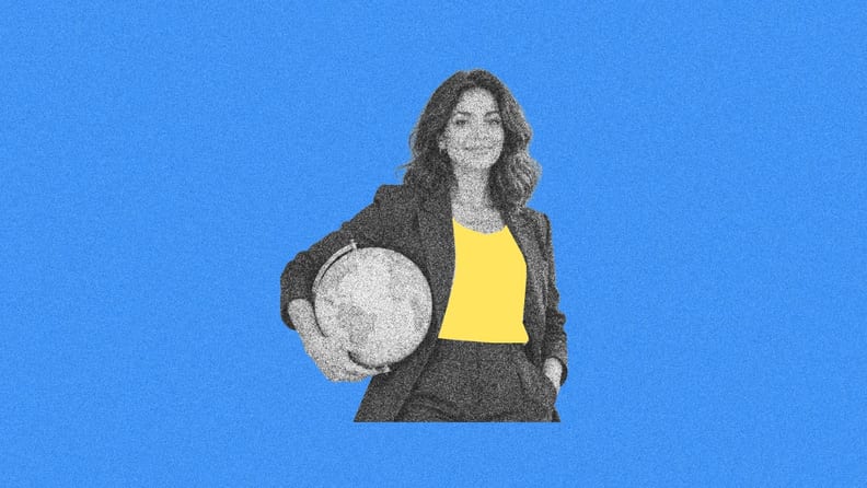 HR manager with a globe for how to use an employer of record