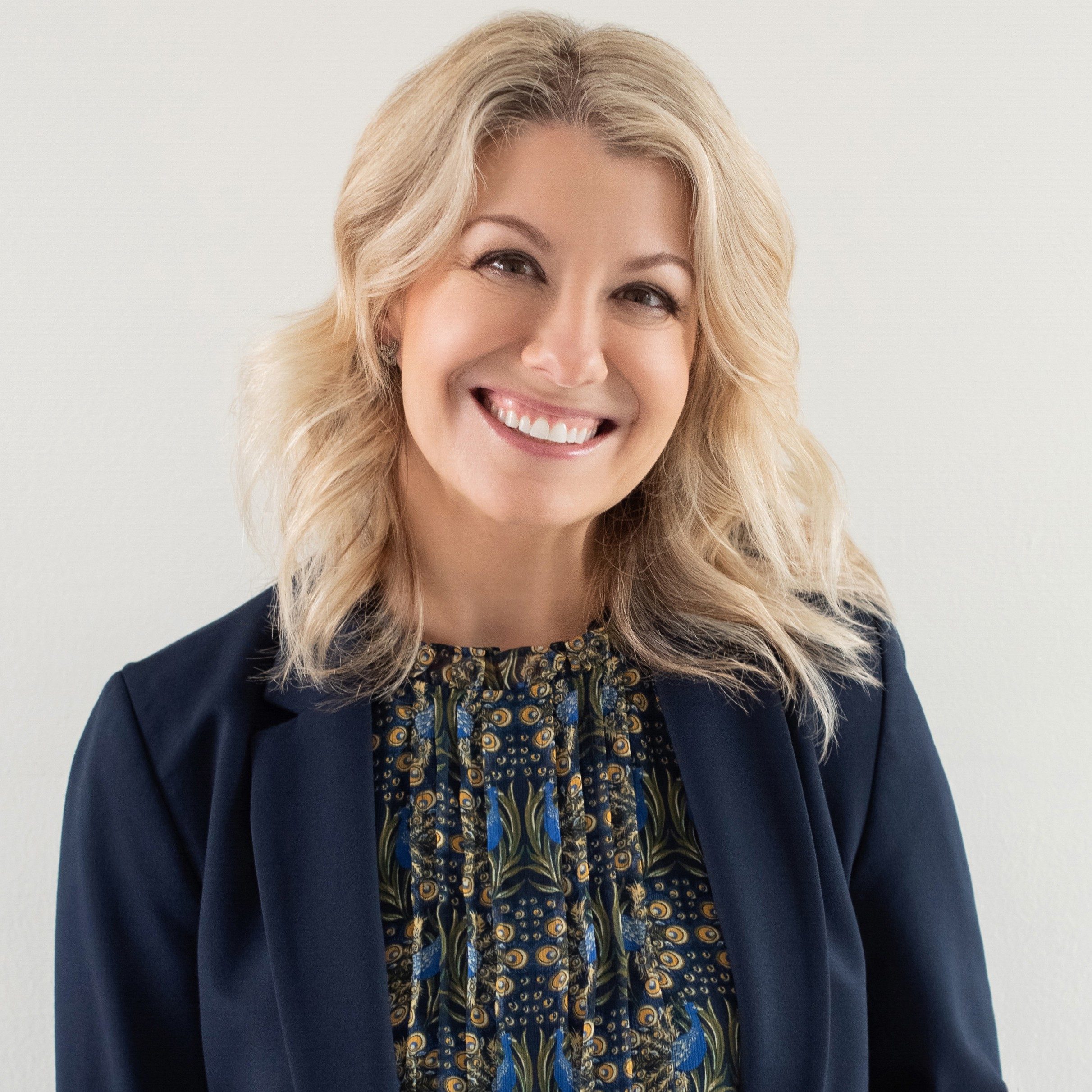 Laurie Ruettimann profile picture
