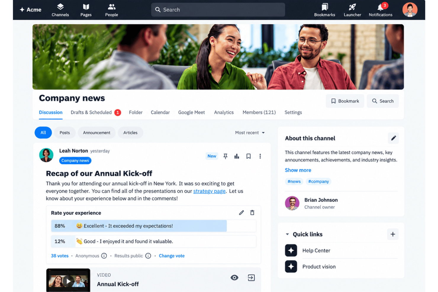 Happeo channels with company announcements, posts, and read tracking.