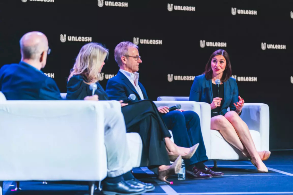 The Unleash America 2025 mainstage session with celebrity speakers