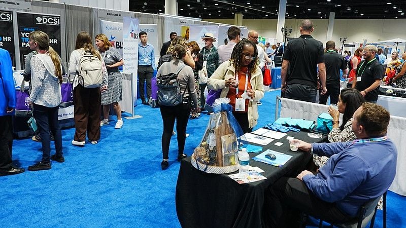 Attendees and exhibitors networking at the HR Florida Conference & Expon